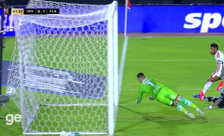 Flamengo vence o Independiente del Valle por 2 a 0 e provoca Abel Ferreira