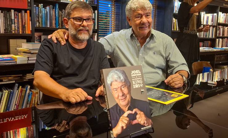 "O verdadeiro king do Rio", Joel Santana lança sua biografia: "Em todos os times deixei uma marca"