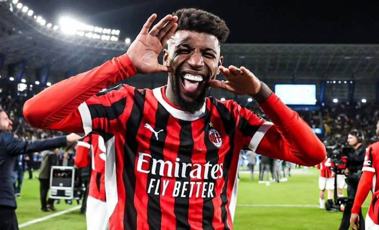 Flamengo tenta atravessar negociação do Besiktas por Emerson Royal, diz jornalista