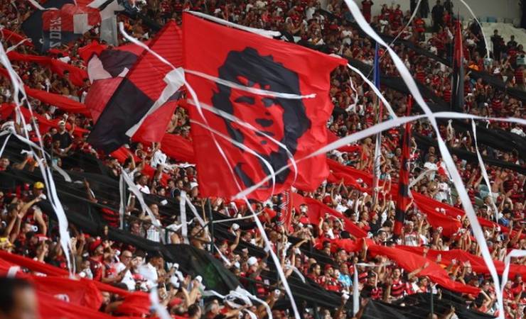 Menor procura por ingressos no Brasileiro indica preferência da torcida do Flamengo pela Libertadores; entenda