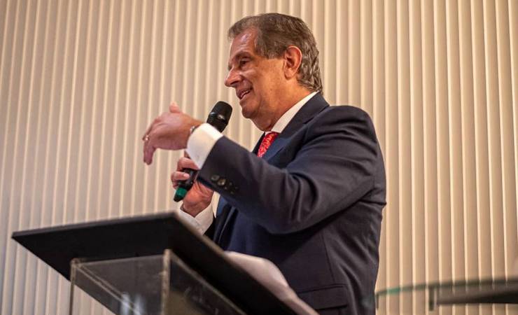Flamengo e Prefeitura assinam compromisso para permanência no Gasômetro e buscam novos reforços