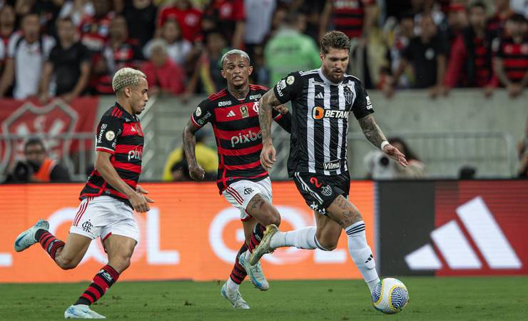 Bola de Cristal: Flamengo é favorito para vencer o Atlético-MG no Brasileirão