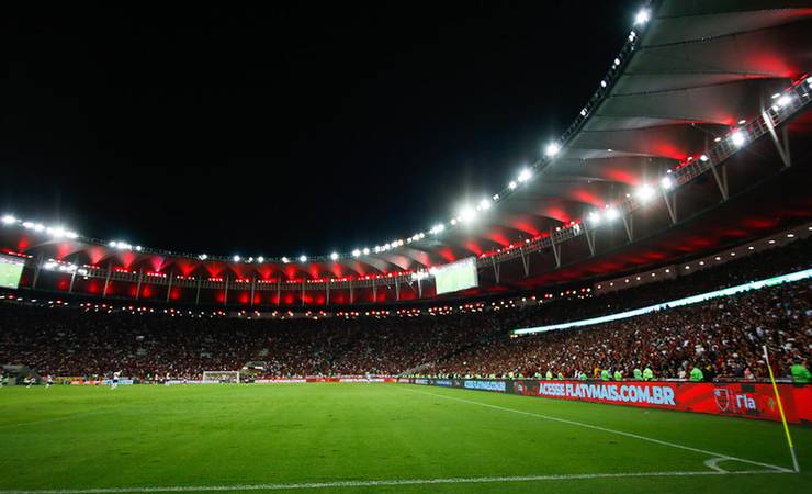 Visando maior conforto, Flamengo proíbe público de assistir a jogos de pé em setor mais caro do Maracanã