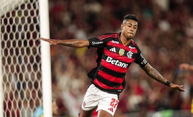 Bruno Henrique brilha como segundo atacante, e Flamengo vence o Sport