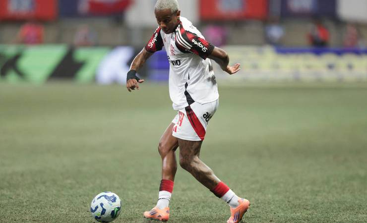 Gilberto alerta: 'Wallace Yan precisa saber ouvir conselhos para evoluir'