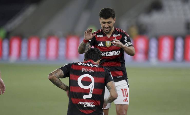 Pedro brilha em vitória do Flamengo sobre o Botafogo e projeta duelo decisivo contra o Palmeiras