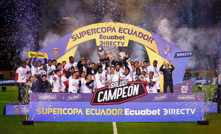Adversária do Flamengo, LDU completa dez anos seguidos enfrentando brasileiros, mas é ameaçadora apenas na altitude