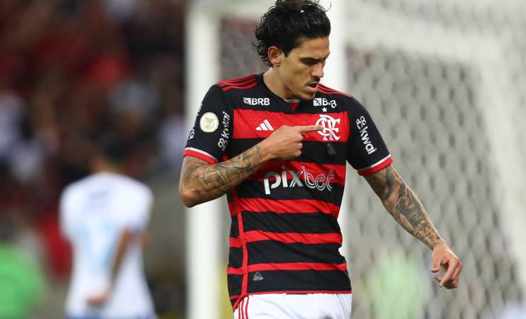 Sem espaço no Flamengo, Pedro atrai interesse do Monterrey, mas valores são considerados baixos