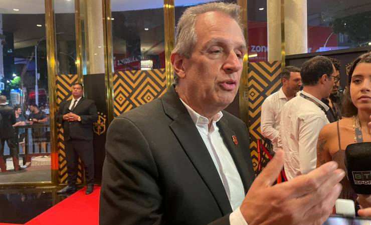 Filipe Luís deve renovar com o Flamengo até o Natal, afirma Bap