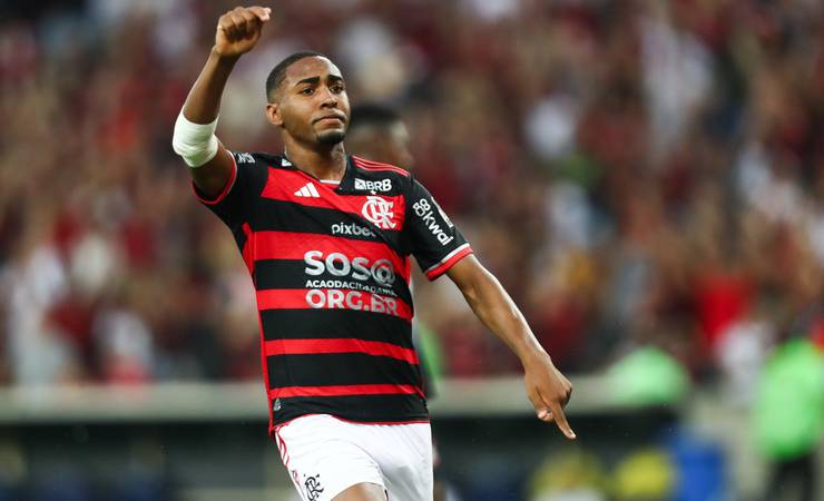 Flamengo x Corinthians: Rubro-negro reage bem à pressão, e Lorran assume responsabilidade no meio; leia a análise