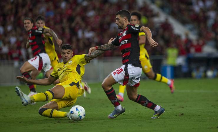 Flamengo avança como segundo colocado do grupo na Libertadores pelo terceiro ano consecutivo; relembre