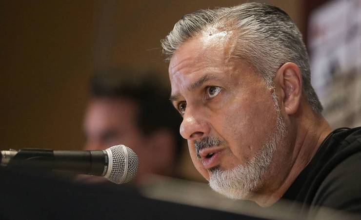Em entrevista, José Boto explica como quer reforçar elenco do Flamengo após Mundial: 'A prioridade é o Brasileiro e a Libertadores'