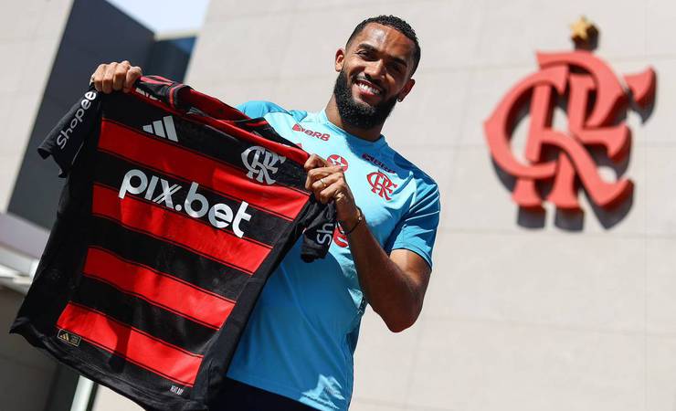 Flamengo recebe ofertas de empréstimo da Arábia Saudita pelo atacante Juninho