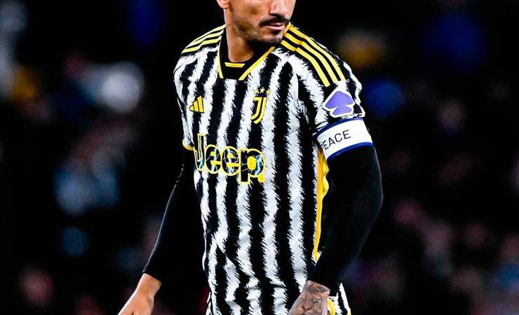 Acertado com Flamengo, Danilo se despede da Juventus: 'Adeus, Velha Senhora'
