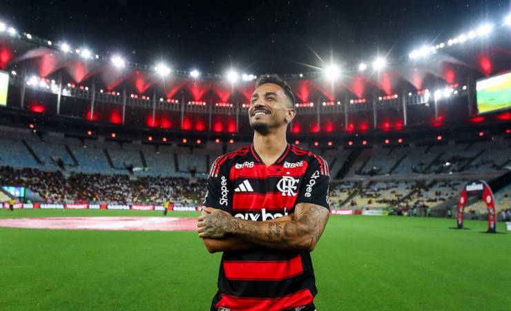 Com dor muscular, Danilo é desfalque do Flamengo no primeiro jogo da final do Carioca