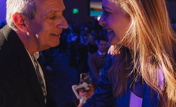 Leila e Bap se encontram e diminuem tensões antes da final da Libertadores