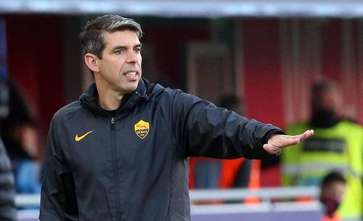 Flamengo encaminha contratação de técnico português para o time sub-20