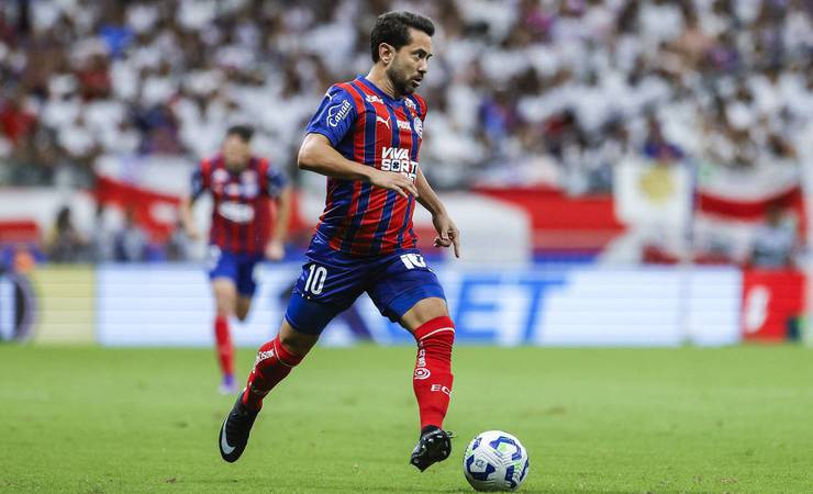 Bahia vence Bragantino e celebra retorno de Everton Ribeiro como capitão