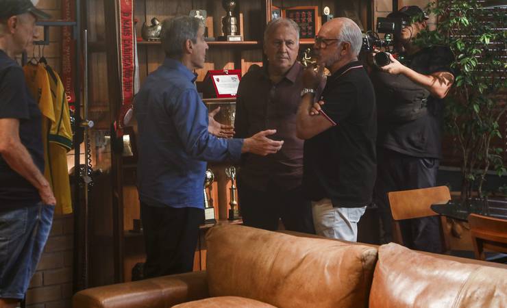 'Zico, o Samurai de Quintino': documentário reconta trajetória do maior ídolo da história do Flamengo