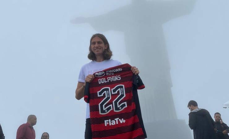 Flamengo x Dolphins: Filipe Luis vai ao Cristo e revela escolha de Miami no Draft da NFL