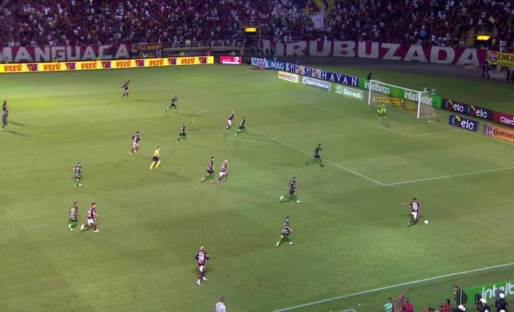 Atuações do Flamengo: Rodrigo Caio volta bem, e Victor Hugo festeja primeiro gol