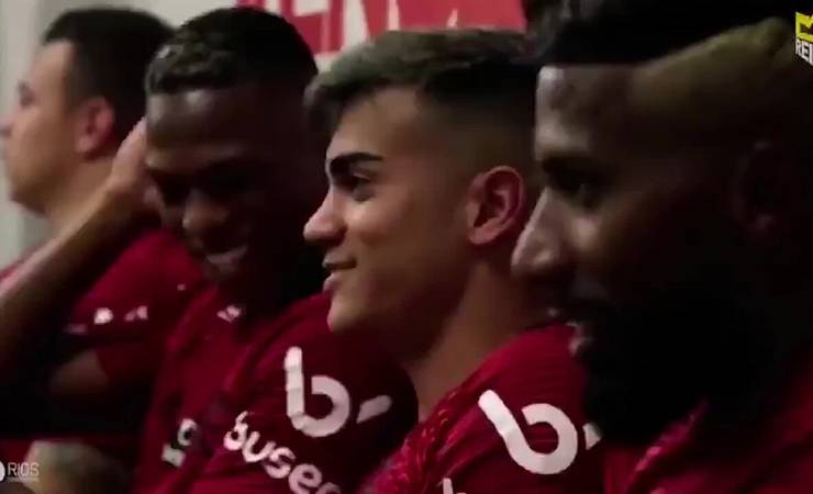 Reinier posta vídeo de despedida do Flamengo: "Sempre serei um garoto do Ninho"
