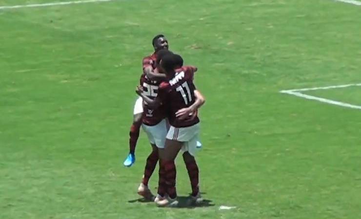 Flamengo vence Vasco no primeiro jogo da final do Campeonato Carioca Sub-20