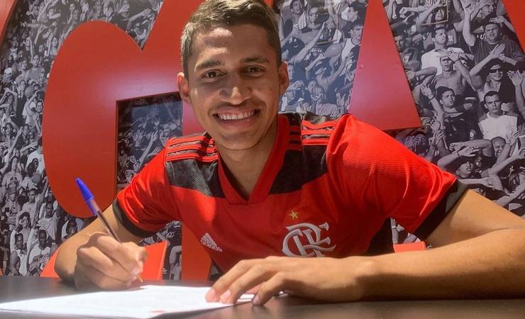 Reforço do sub-20, colombiano foi monitorado pelo Flamengo por dois anos e decidiu título em Medellín
