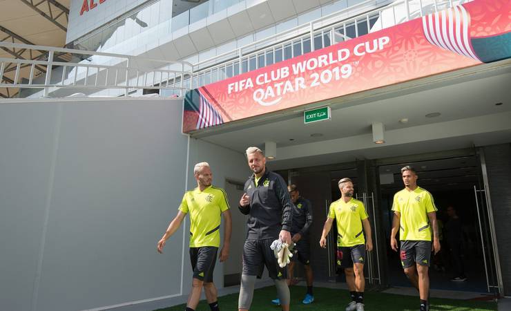 Consenso e paciência: busca por técnico adia diálogo por futuro de Diegos no Flamengo