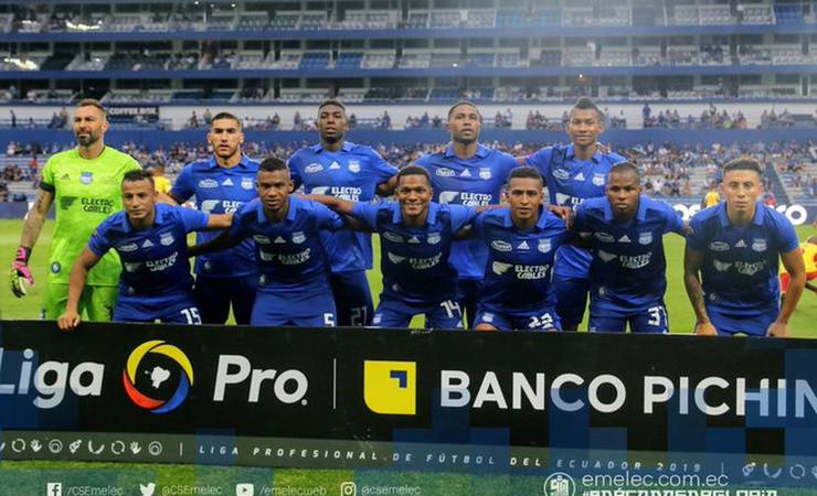 Azarão, técnico europeu e até Guerrero: jornalistas equatorianos desvendam o rival do Flamengo