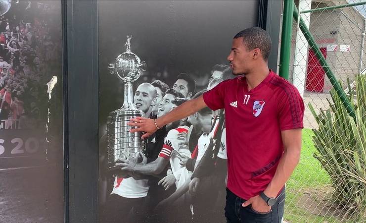 Joia do River Plate, De La Cruz sobre duelo com o Flamengo: “Chegaram à final os dois melhores”