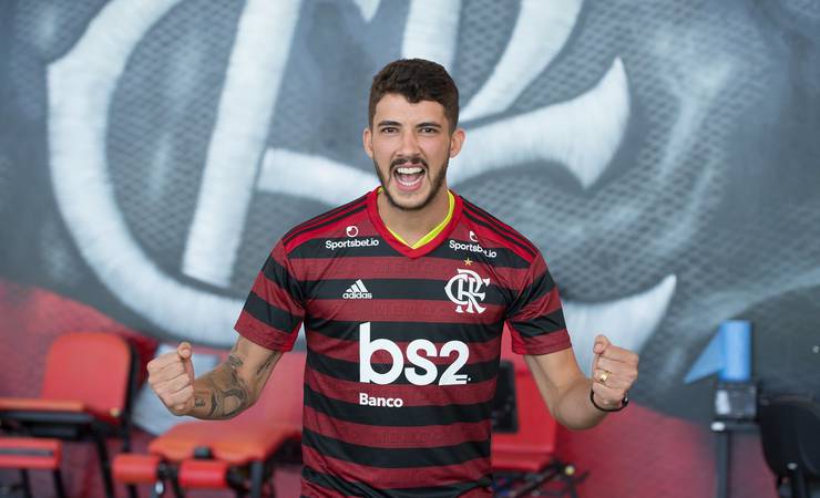 Confirmado: pena de Gustavo Henrique é convertida, e Flamengo terá zagueiro na Supercopa