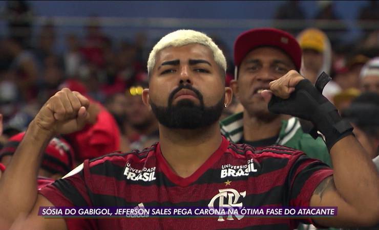 Sósia de Gabigol pega carona na boa fase do artilheiro e faz sucesso com a torcida do Flamengo