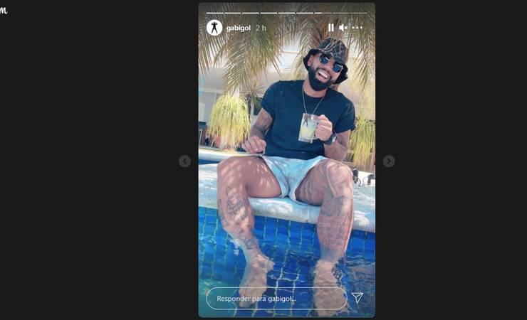 Dores diminuem, Gabigol aproveita folga e não preocupa Flamengo para pegar o Inter