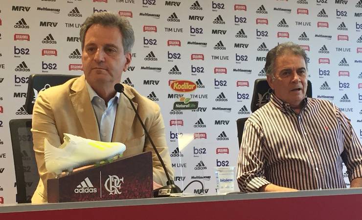 Landim diz que Abel saiu do Flamengo por "problema pessoal" e confirma Marcelo Salles até a Copa América