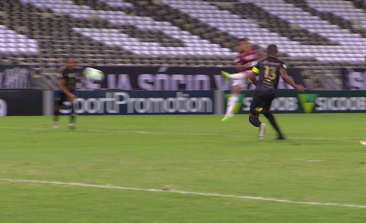 Análise: escolhas não surtem efeito, e Flamengo sofre com apagão na zaga e pontas pouco efetivos