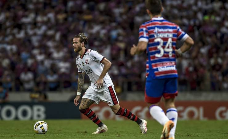 Setembro sem vitórias no Brasileirão eleva nível de pressão do Flamengo às vésperas de finais