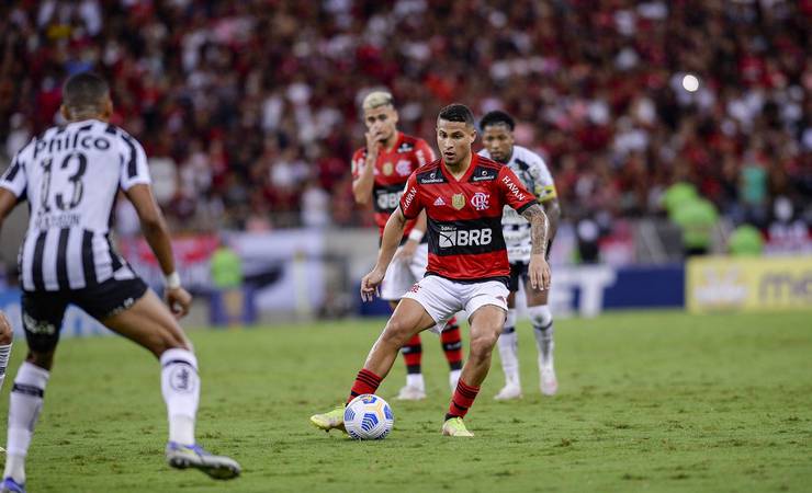 Volta ao Maracanã será com casa cheia: torcida do Flamengo esgota ingressos para jogo com o Bangu