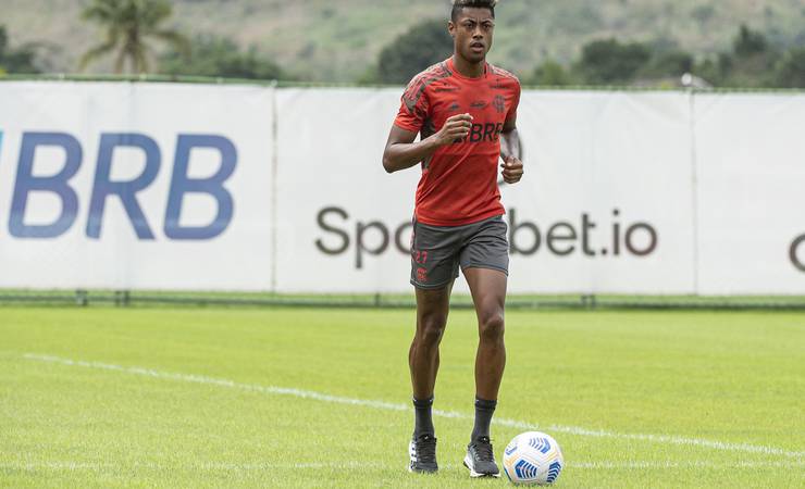 Exame aponta lesão na coxa esquerda de Bruno Henrique, do Flamengo