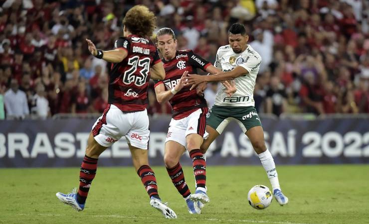 Atuações do Flamengo: Filipe Luís e Everton Ribeiro são os melhores em empate com o Palmeiras