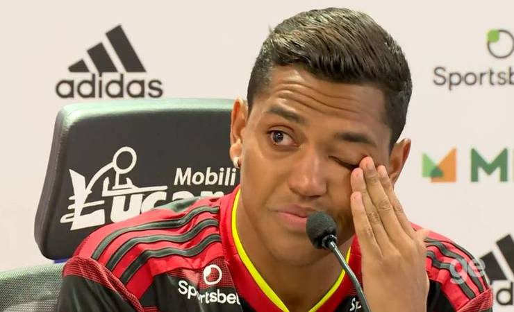 Pedro Rocha se despede oficialmente do Flamengo com depoimento: "Grande etapa da minha carreira"