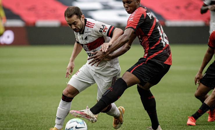 Atuações do Flamengo: Isla, Everton e Vitinho vão mal; Hugo e Gustavo Henrique levam maiores notas