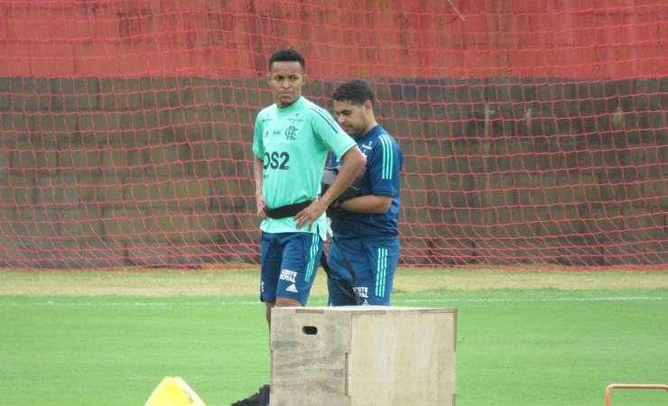 Recuperado de lesão, Lázaro é reintegrado ao sub-20 do Flamengo para Carioca e Copa do Brasil