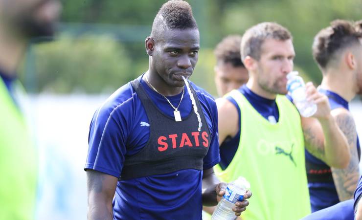 Com aval de Jorge Jesus, Flamengo aguarda sinalização de Balotelli para fazer proposta