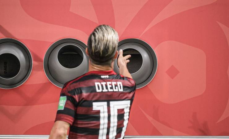 Dono da bola, Diego distribui presentes e volta a ser decisivo com a 10 do Flamengo