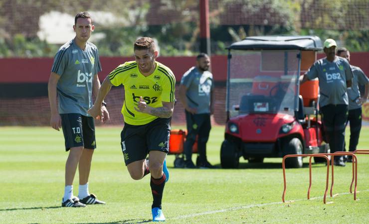 Quem vai ficar com Cuéllar? Hilal e Bologna fazem disputa; Flamengo joga com o tempo para mantê-lo
