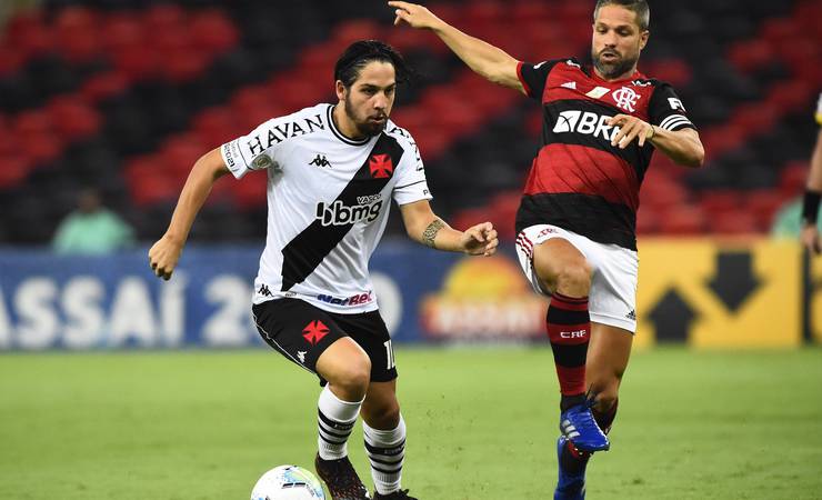 Após entorse no tornozelo direito, Diego e Gerson são reavaliados e iniciam tratamento no CT do Flamengo