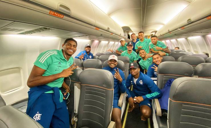 Em casos com menos atletas infectados do que o Flamengo, STJD decidiu que times deveriam jogar