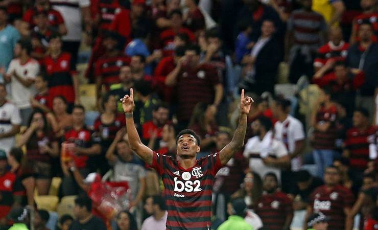 Análise: Vitinho bota jogo debaixo do braço para um Flamengo cada vez mais constante coletivamente