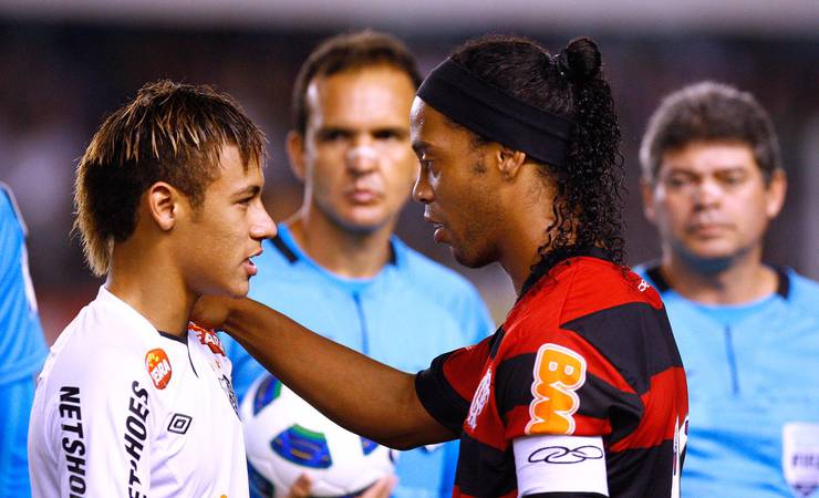 Santos 4 x 5 Flamengo: assista nesta segunda à retransmissão do duelo histórico pelo Brasileiro 2011